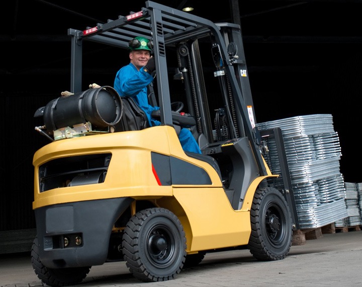 Curso Manejo seguro de Montacargas - Seguridad a Conciencia En este curso conocerás las medidas de seguridad necesarias en espacios donde se maneje montacargas